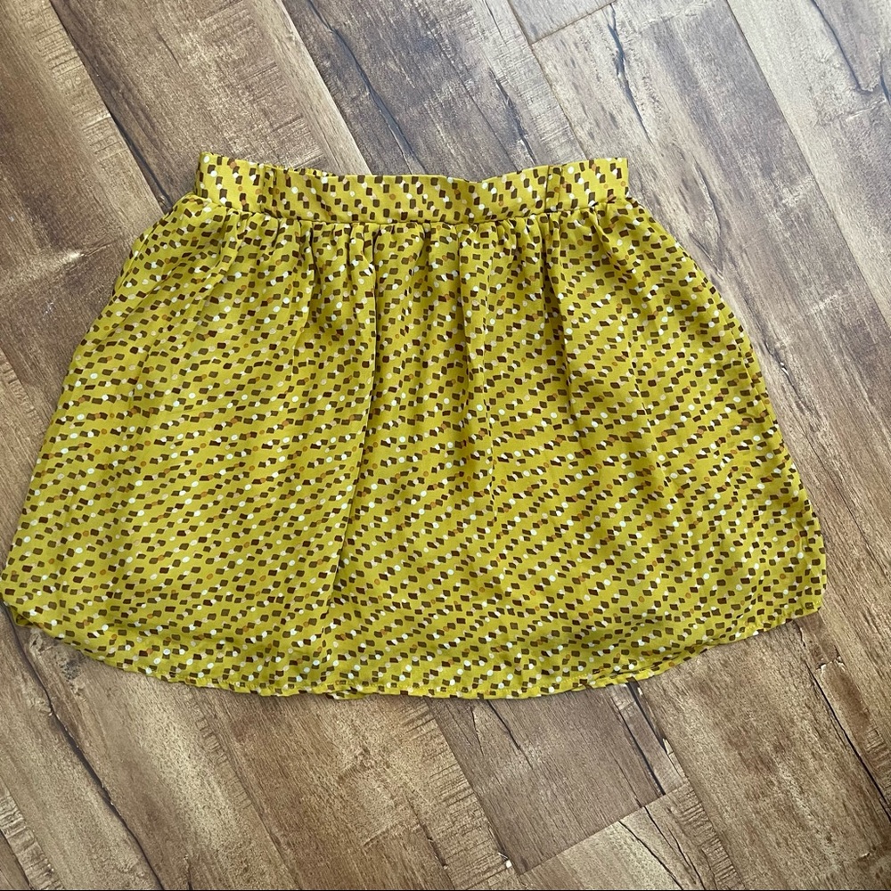 MOSSIMO Supply Co. Flare Mini Skirt Size Medium
